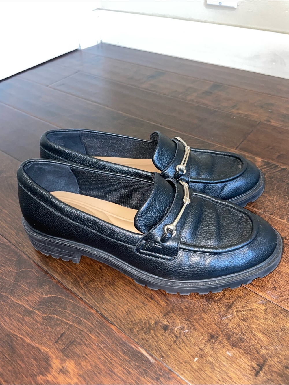 Size 8.5 Women’s Kelly & Katie Black Loafers with Gold Accent
